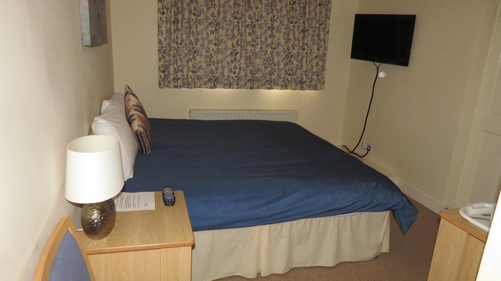 Montrose Guest House Romford Eksteriør billede